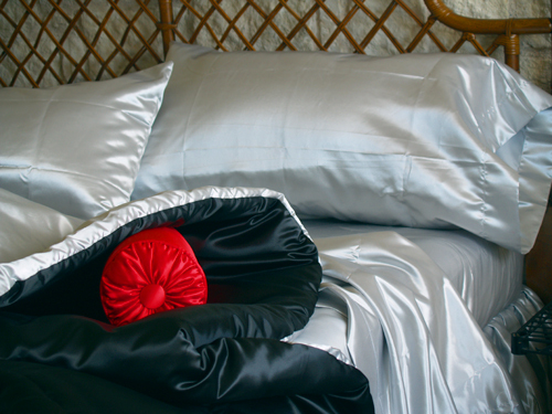Bridal Satin Waterbed Comforter Pack – Waterbed sheet set with Comforter