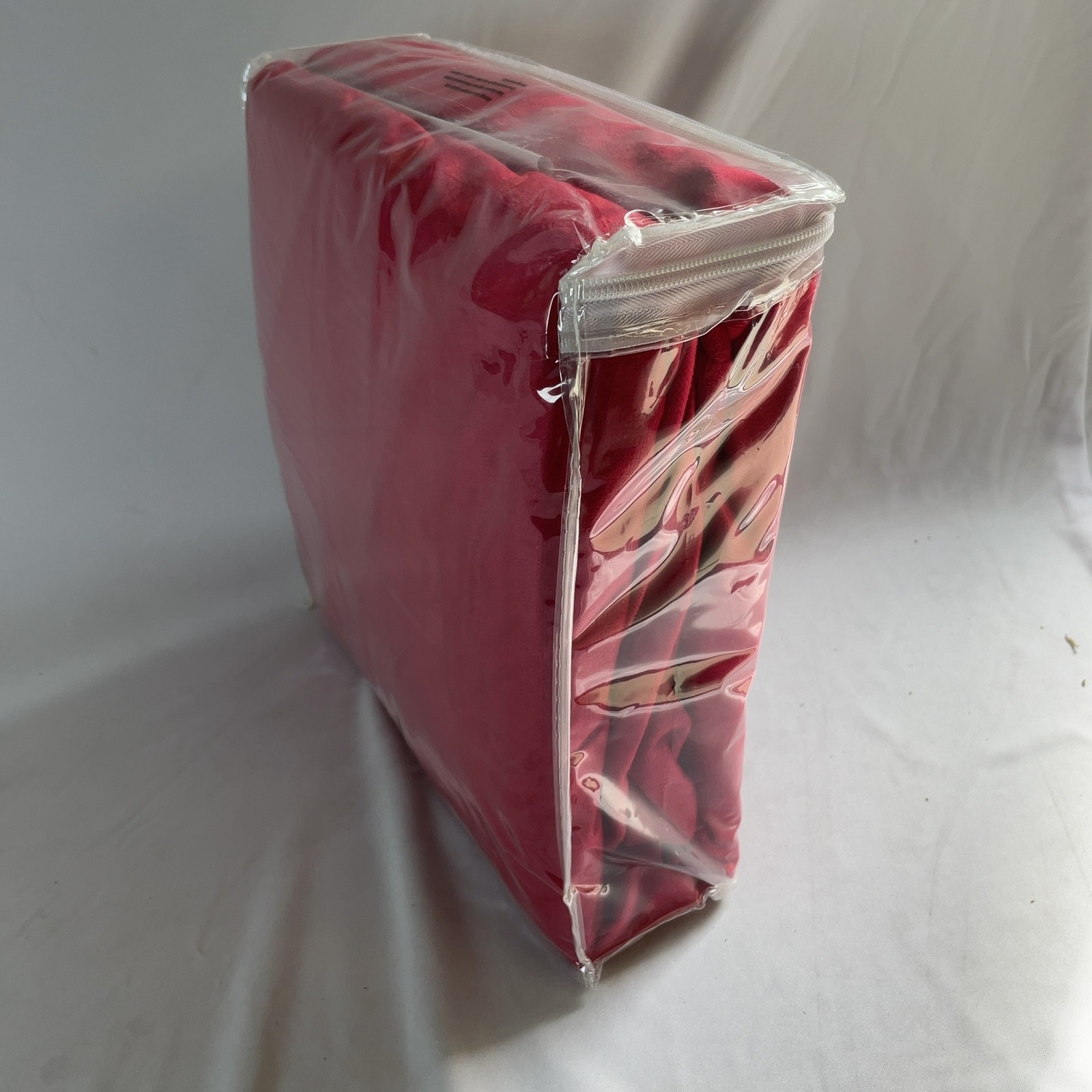 Easy-Going Red Velvet Loveseat Sofa Cover (2 Seat)