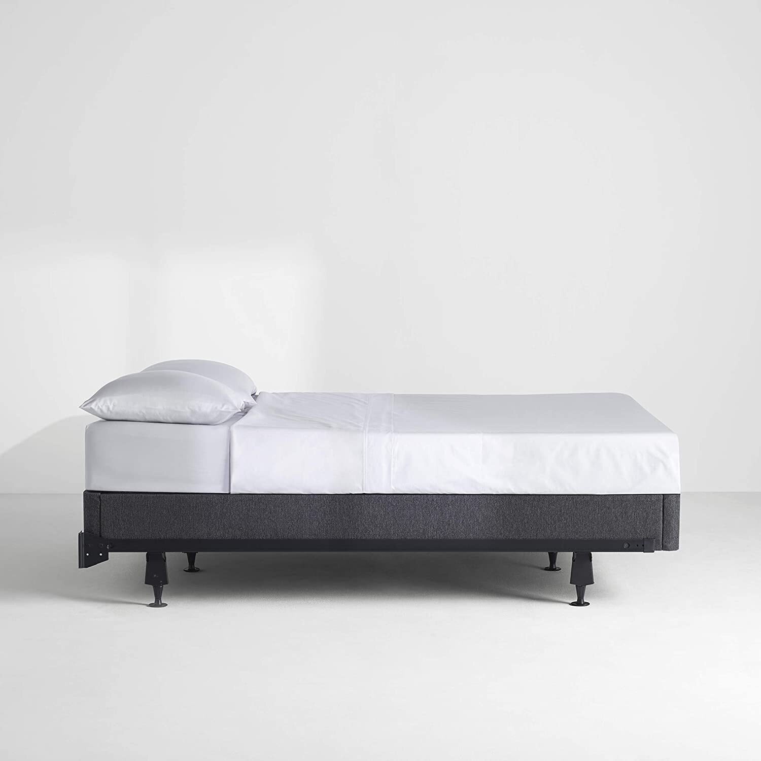 Casper Sleep Metal Bed Frame, Full – EASY TO PUT TOGETHER – OPEN BOX NEW