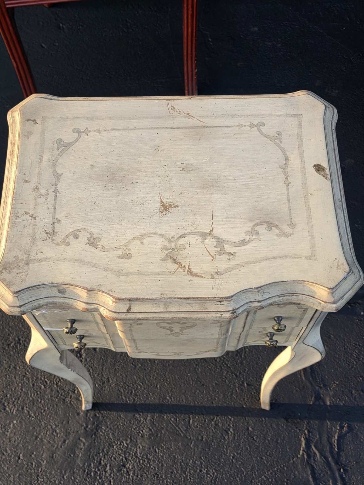 Vintage French Provincial Accent Table. Hand Painted