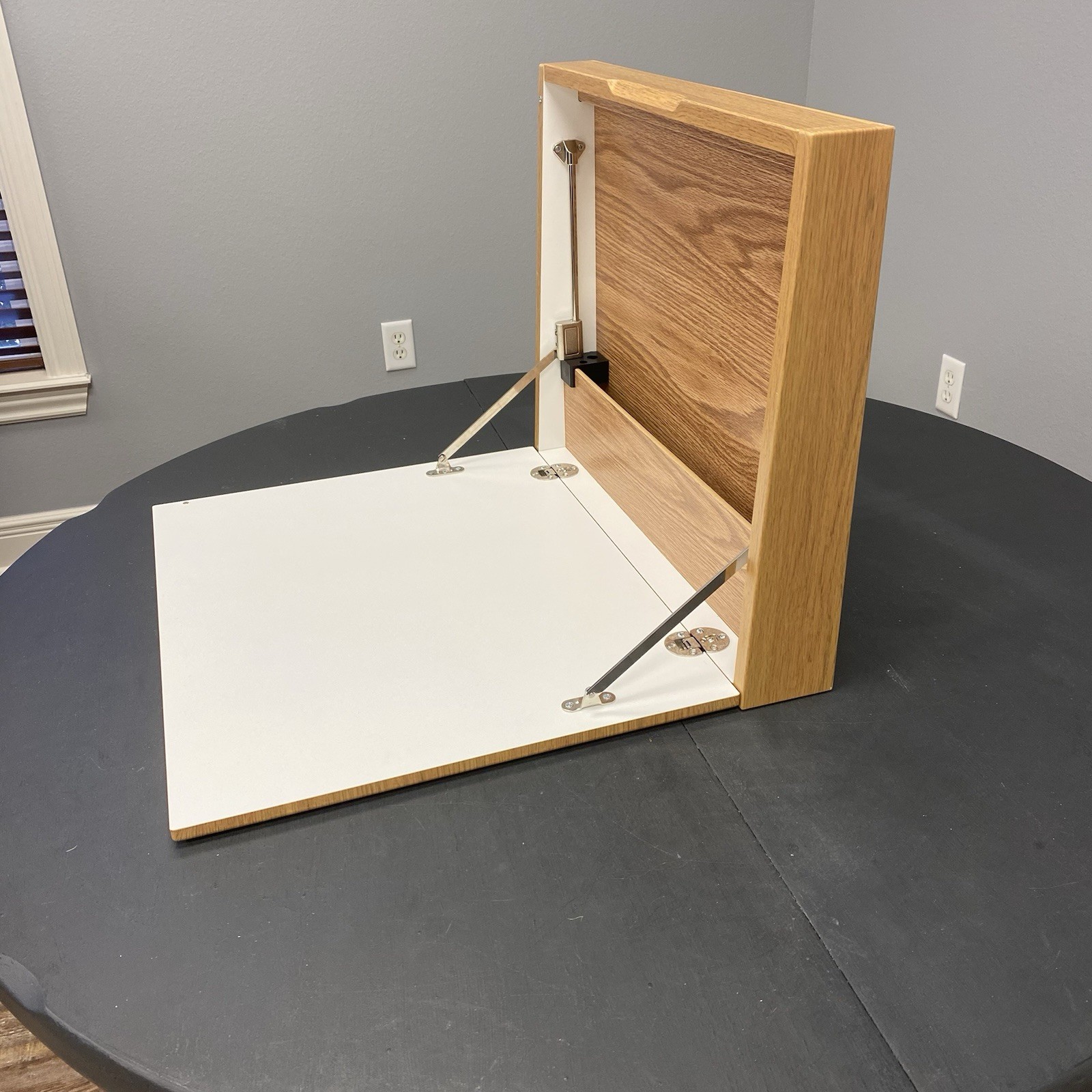 Oak Finish Wall Mount Pull Down Desk/laptop Workstaion Home Office