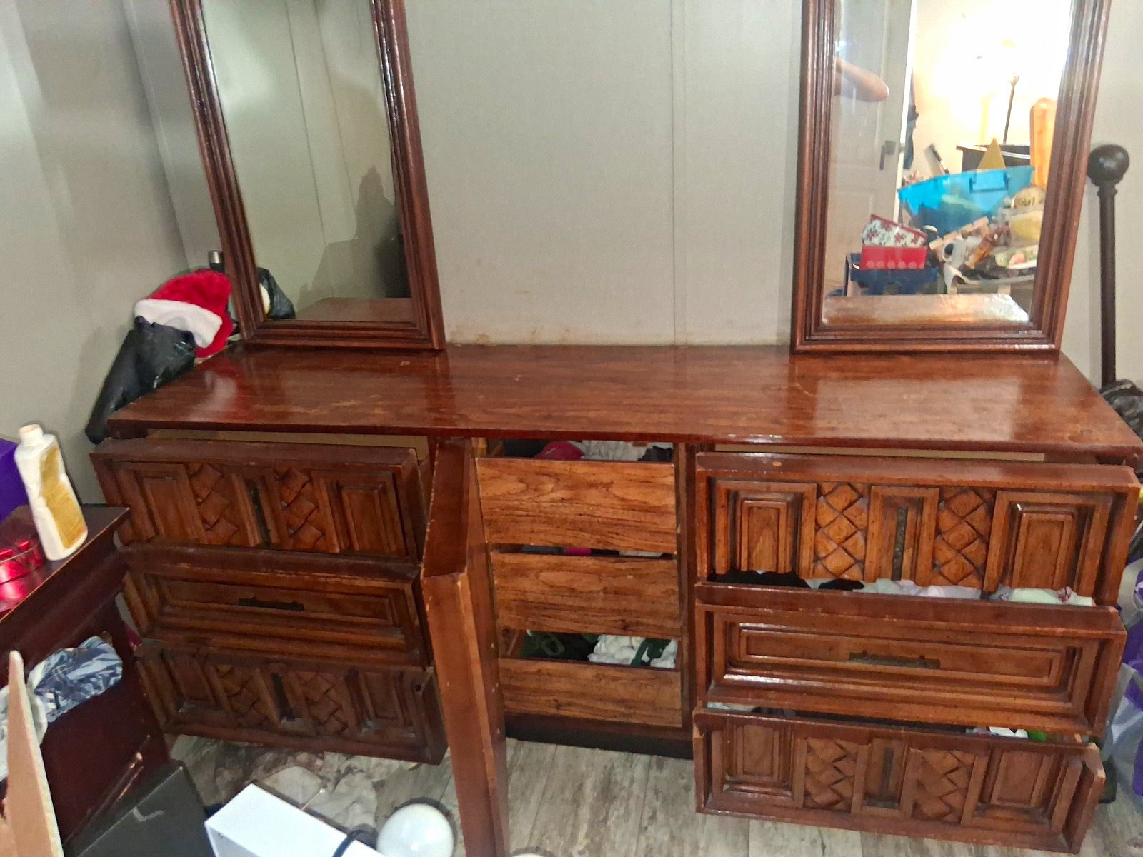 1970 6 Drawer/3 Extra Drawers Hidden Riverside Credenza With 2 Large Mirrors