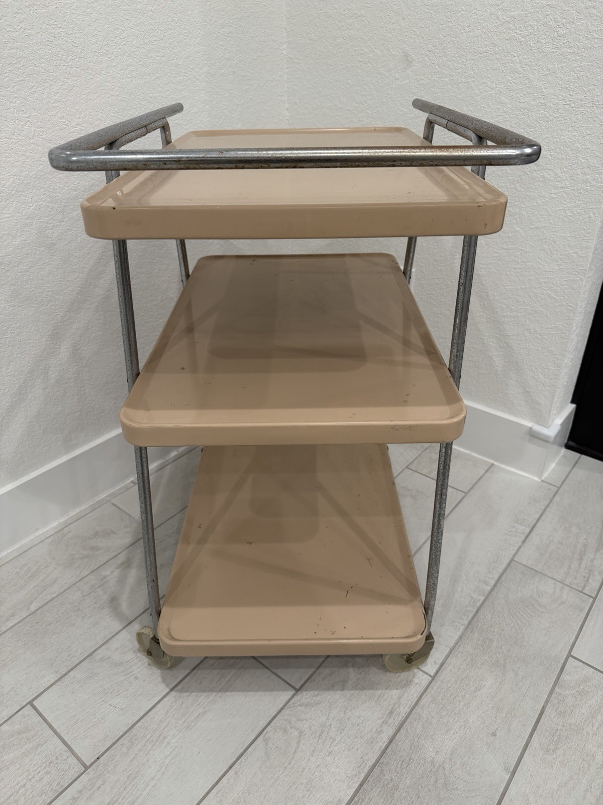 Vintage Cosco 3 Tier Cart Metal Rolling Bar Serving MCM Atomic Retro Beige Tan