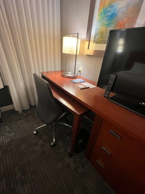 Boston 3-Star Hotel $499 Furniture Liquidation per Room! Minimum Order 10 Rooms