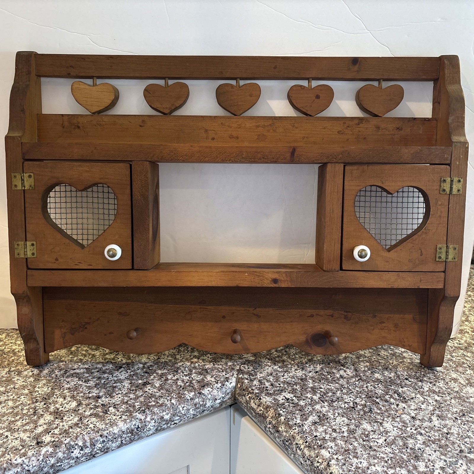 Wooden 3 Peg Wall Rack Knick Knack 2 Shelf Spindle Heart Cut Out Wood Cubby Door