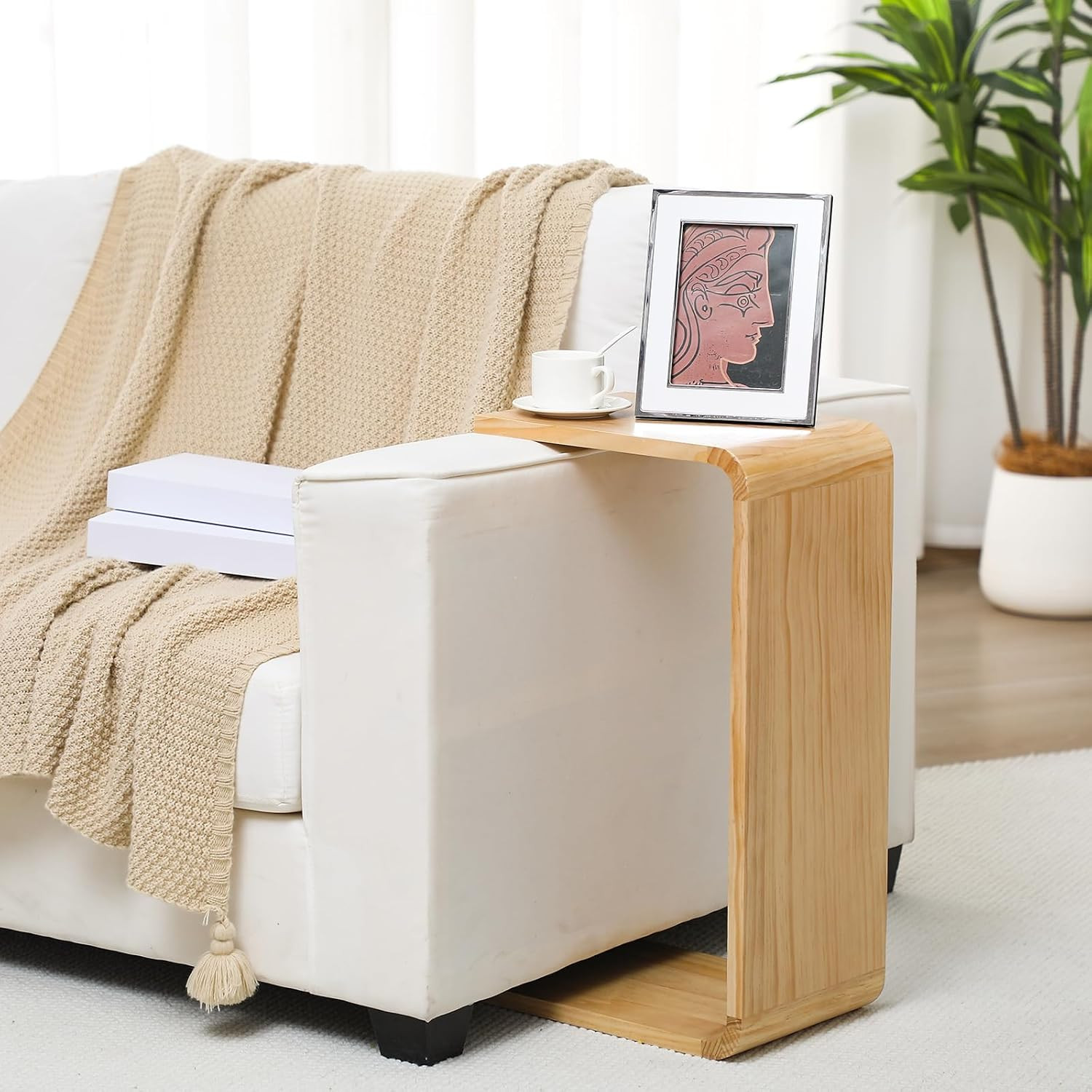 C-Shaped Solid Wood Side Table for Living Room – Perfect Snack Tray