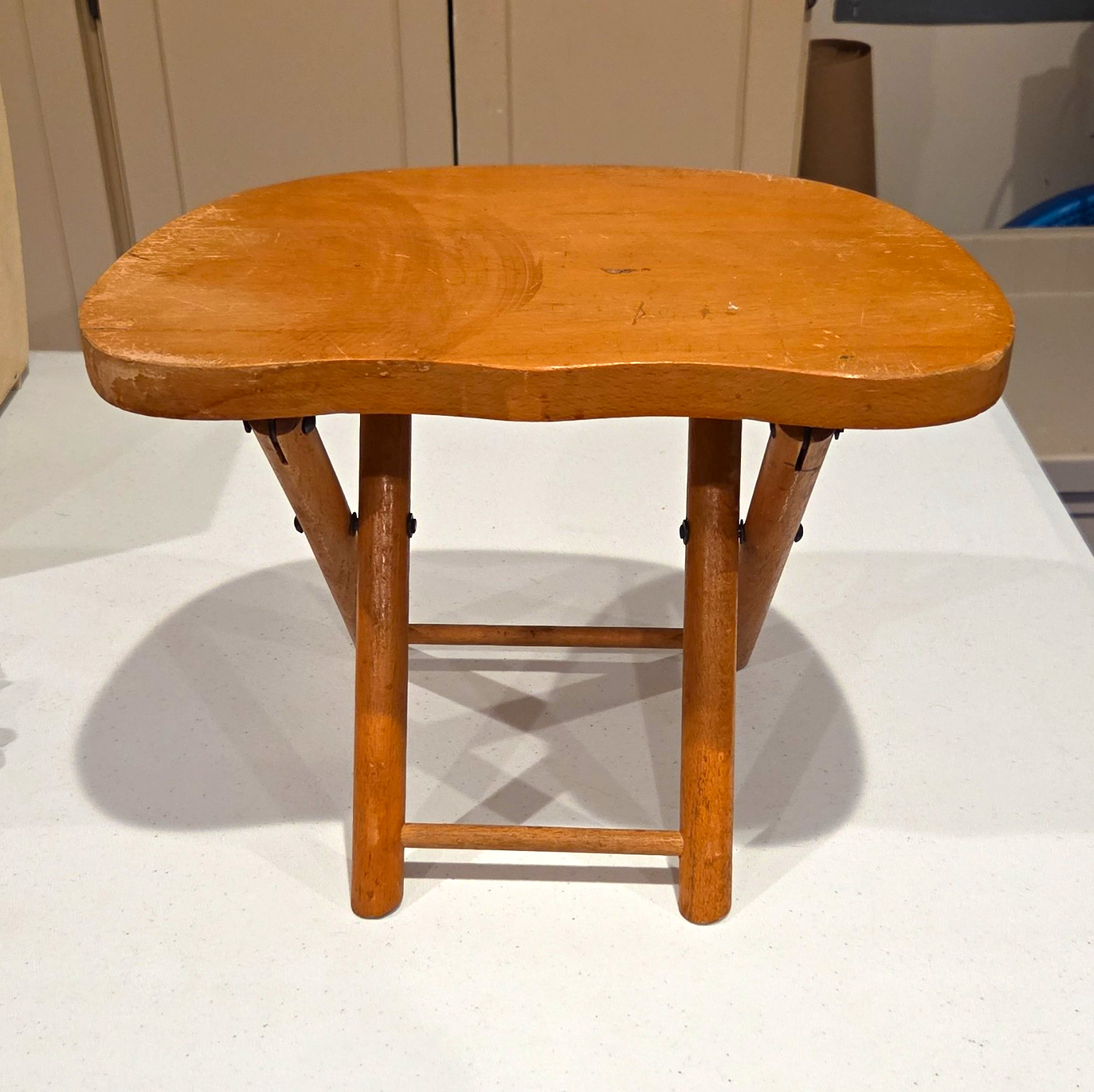 Vintage Nevco Fold’n Carry Foldable Wood Folding Stool, Brown Medium Wood Tone
