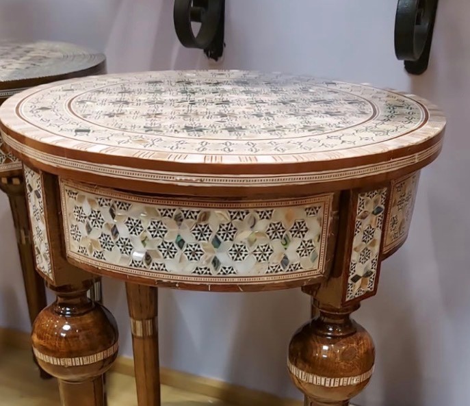 Egyptian Inlaid Mother of Pearl Paua Shell Wooden Table Round 12″ (Piece of Art)