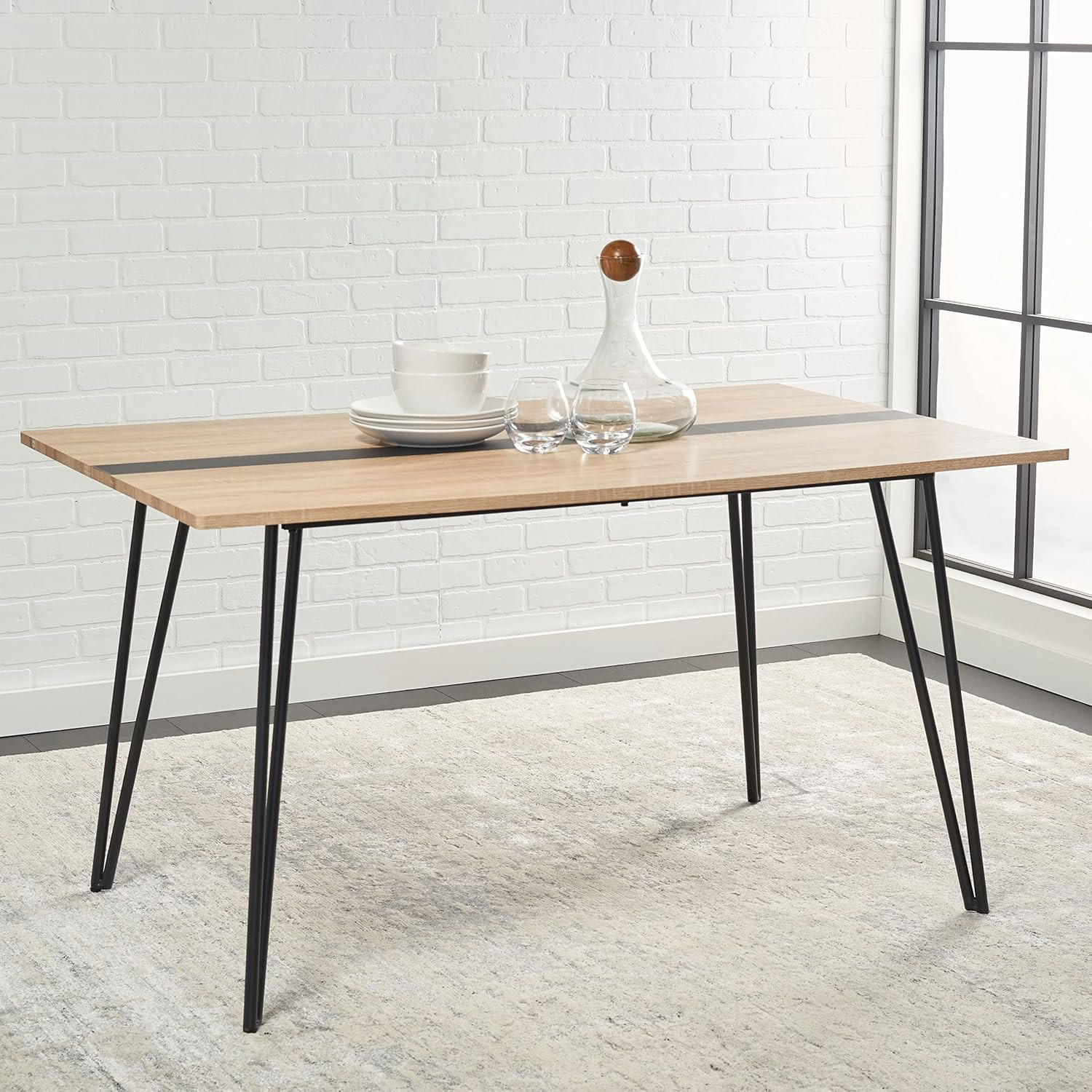 Alarick Mid-Century Modern Dining Table with Hairpin Legs in Natural/Black