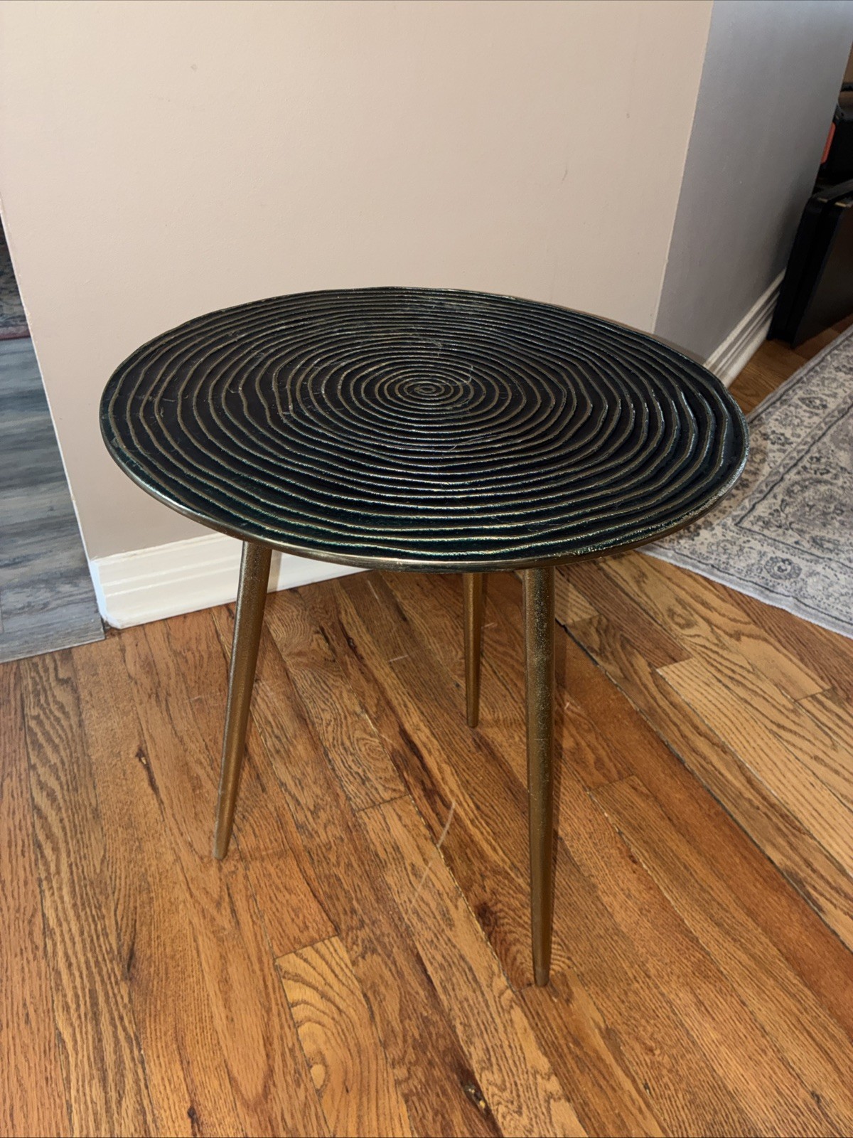 Blue and Gold Round End Table 19”Tall 16”Top 3-Leg Accent Table