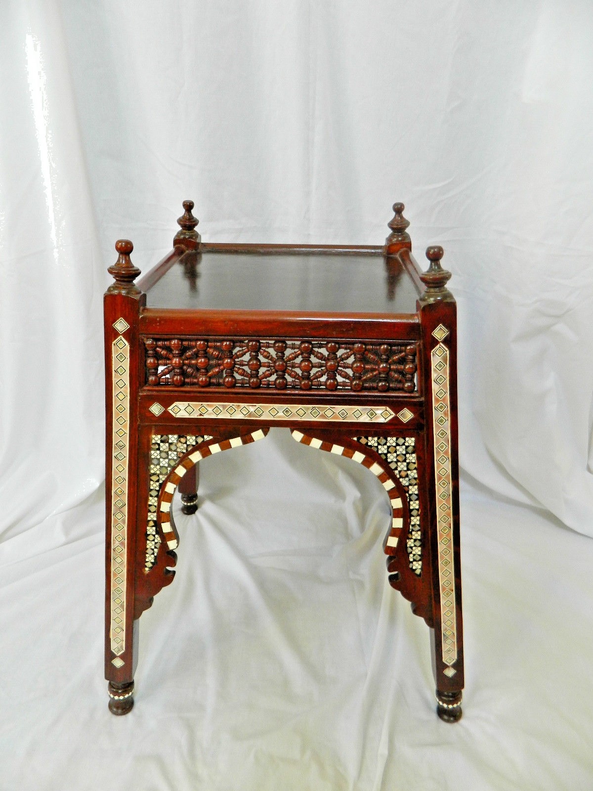 1 Egyptian Inlaid Mother of Pearl Wood Mashrabia Arabic Islamic Table 23″ High