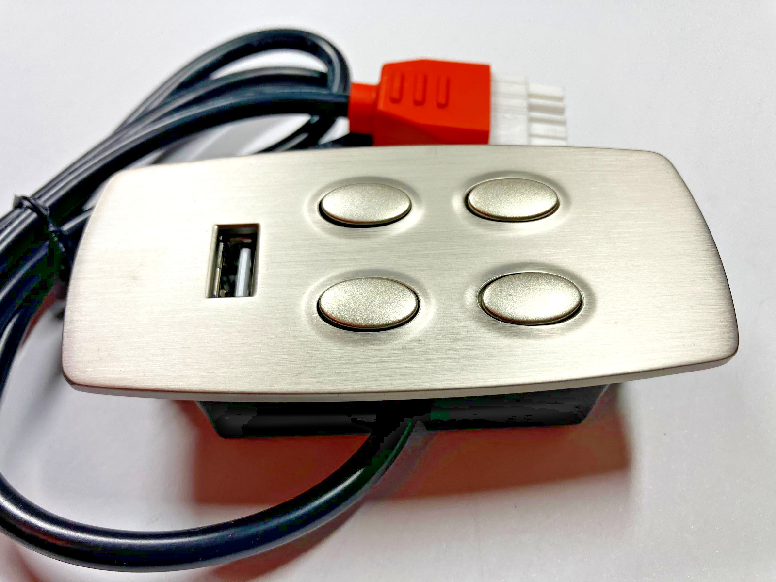 BRAND NEW! LEFT SIDE La-Z-Boy Recliner Buttons w/ USB Port 10.000268.1000 LSS