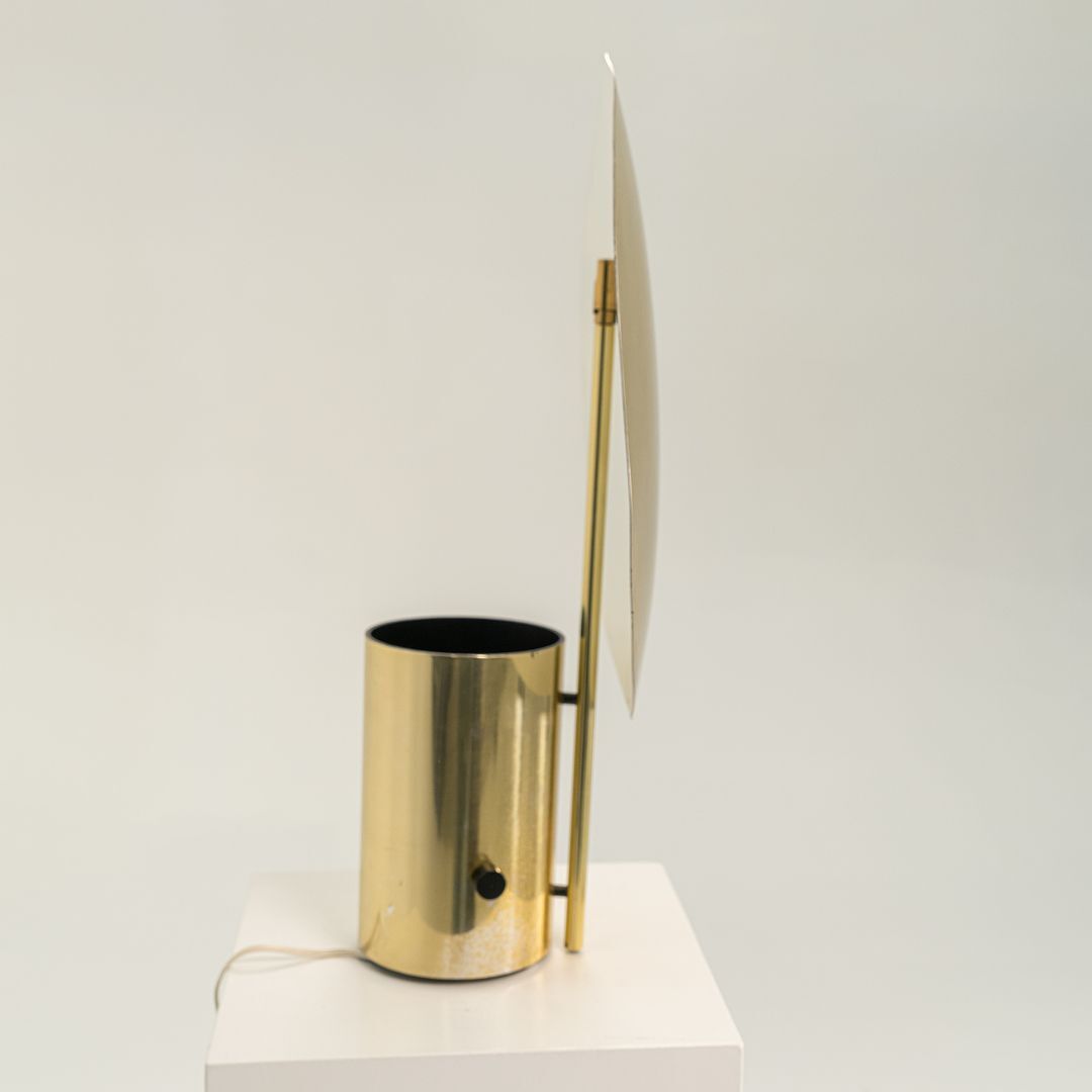 1977 George Nelson Koch & Lowy Half-Nelson Reflector Table / Desk Lamp in Brass