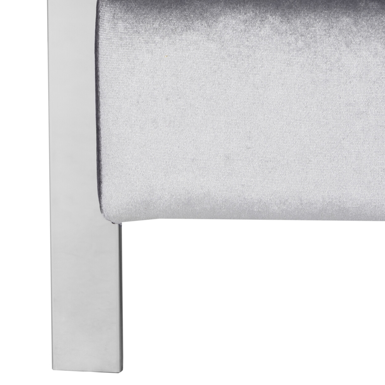 SAFAVIEH Walden Modern Tufted Velvet Chrome Accent Chair | Light Grey |
