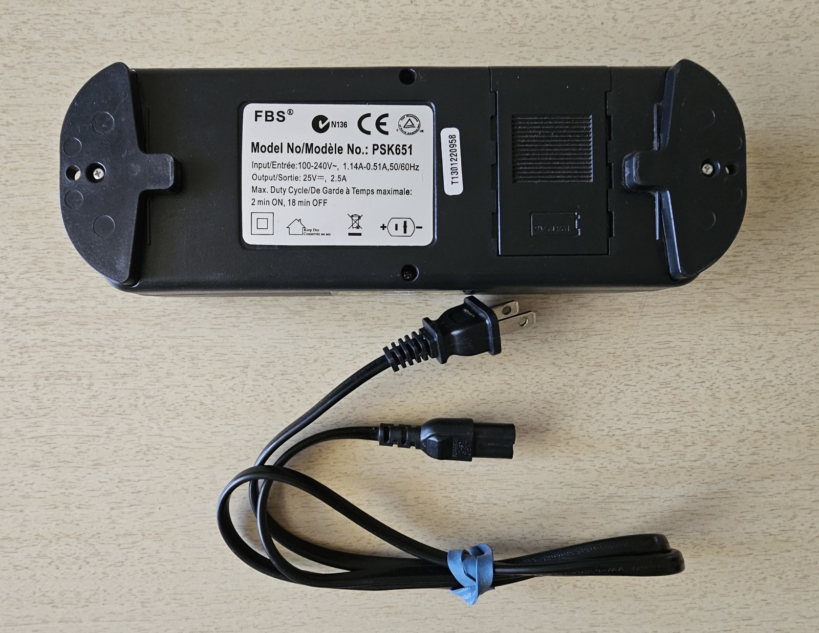 InSeat Solutions 15070 Model:SMG1385000H 13.8V 5000mA Class 2 Power Supply