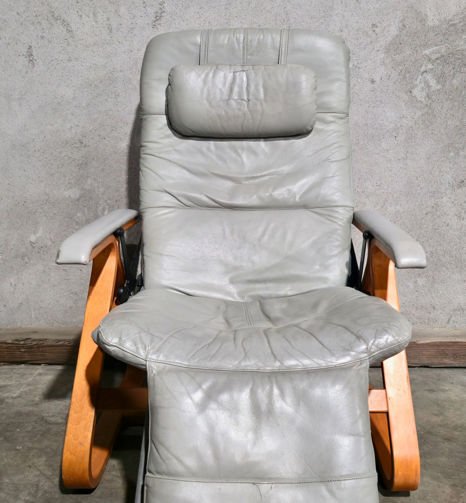Vintage Nepsco Bentwood Backsaver Recliner in Teak Gray Leather Rare