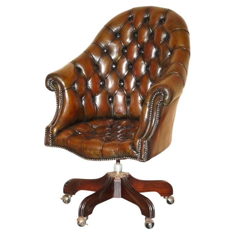 ANTIQUE RESTORED HERITAGE BROWN LEATHER CHESTERFIELD DIRECTORS CAPTAINS ARMCHAIR