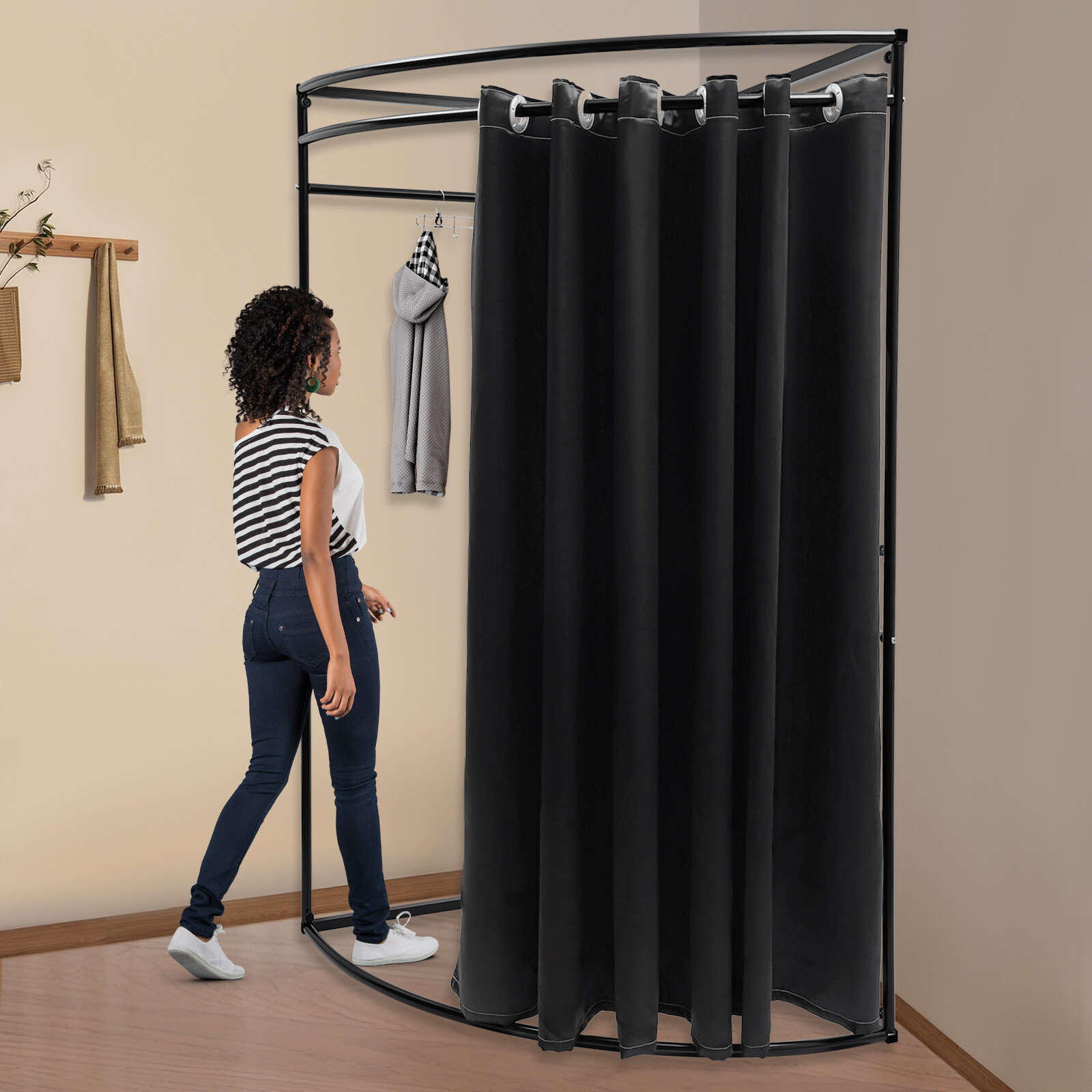 Clothing Store Black Fitting Room 39.37*39.37*78.74in Freestanding Fitting Room