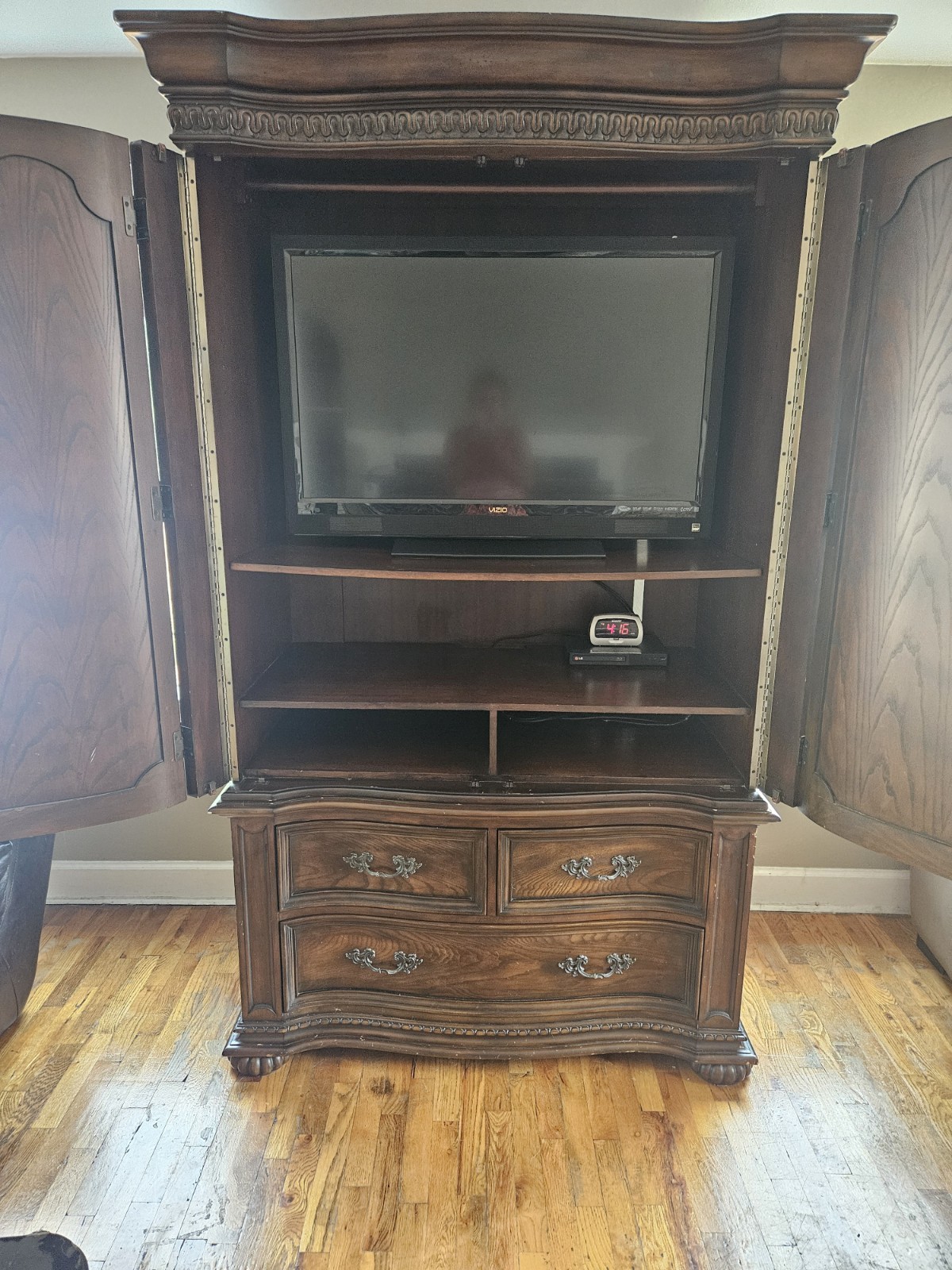 Armoire Lake New Solid Wood