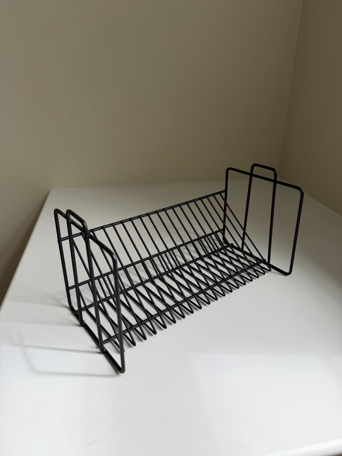 Vintage CD Media Black Metal Wire rack storage holder organizer CDs NOT Included