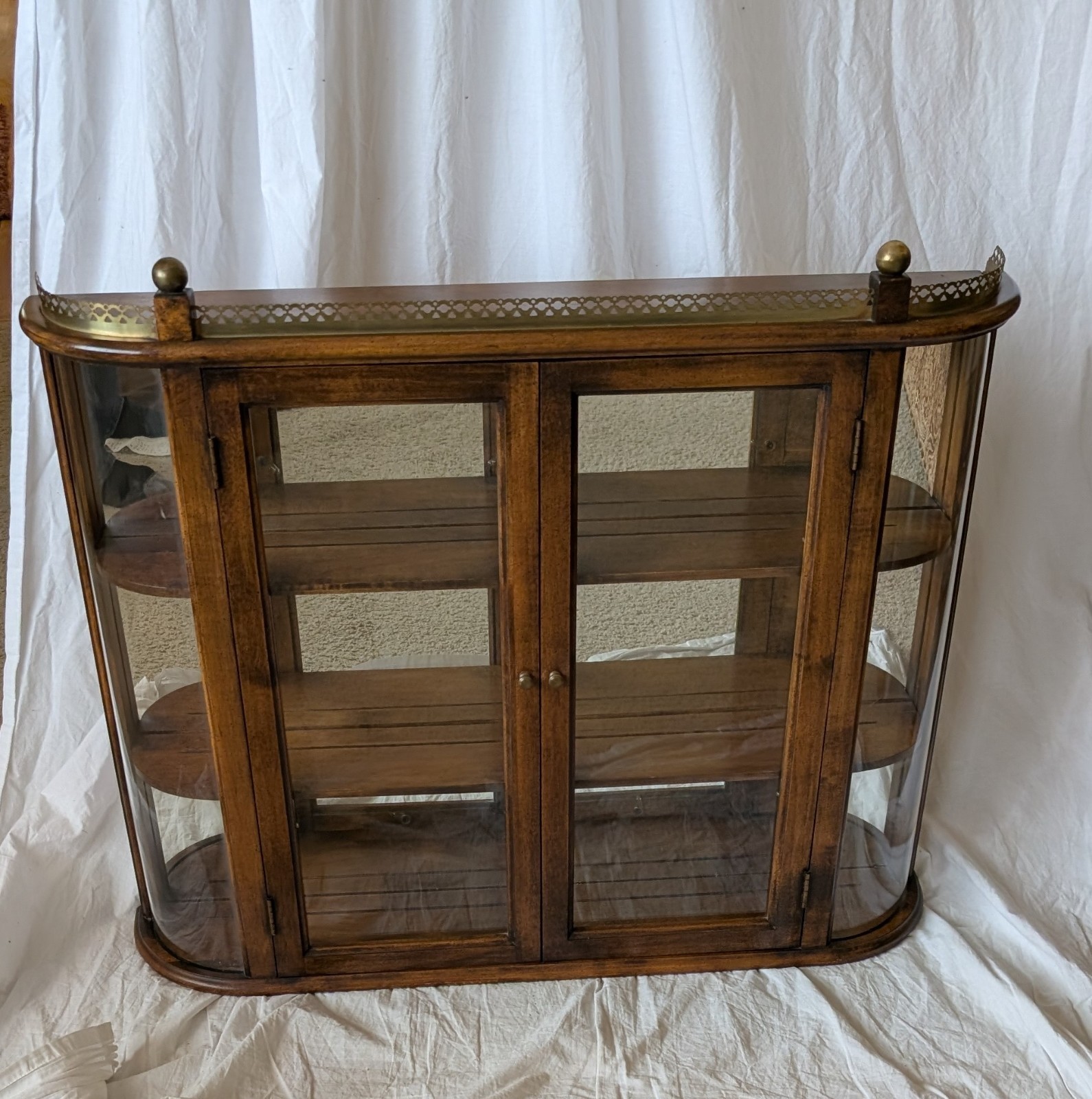 31″ Butler Specialty Company Wall/Table Top Curio Cabinet Mirror Wood Style 340