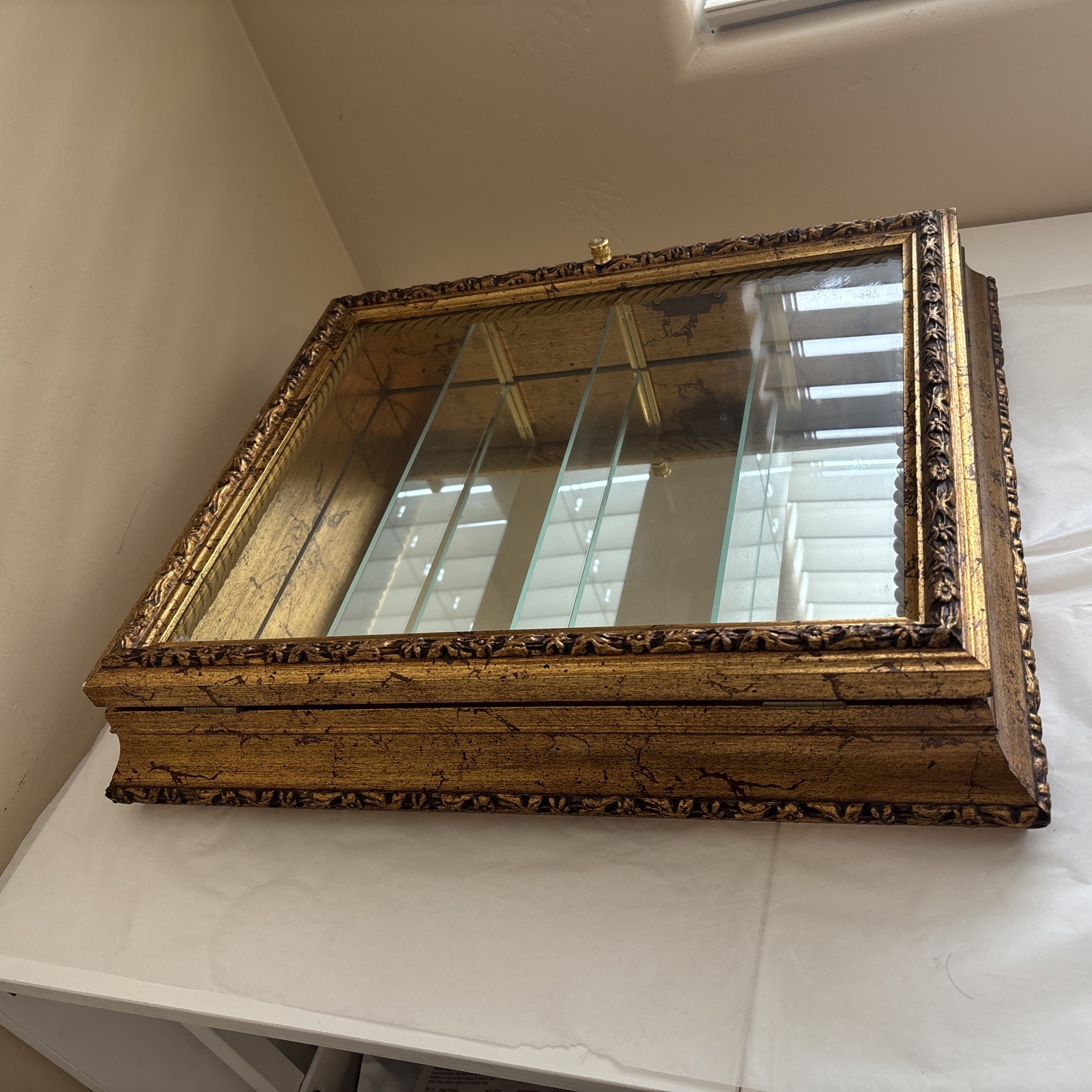 Horchow Creazioni Artistiche Italian Curio Wall Cabinet Gold Gilt Glass