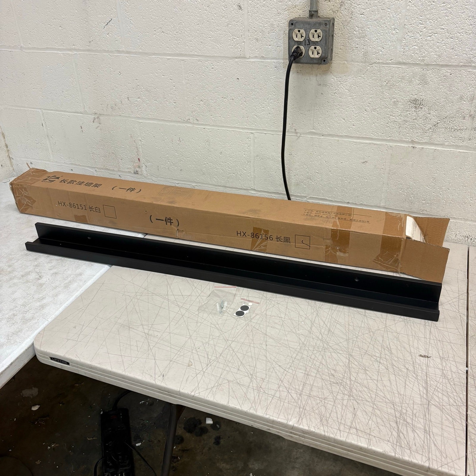 45″ Long Floating Shelf Modern Matte Black Wall Mounted Display Picture Ledge
