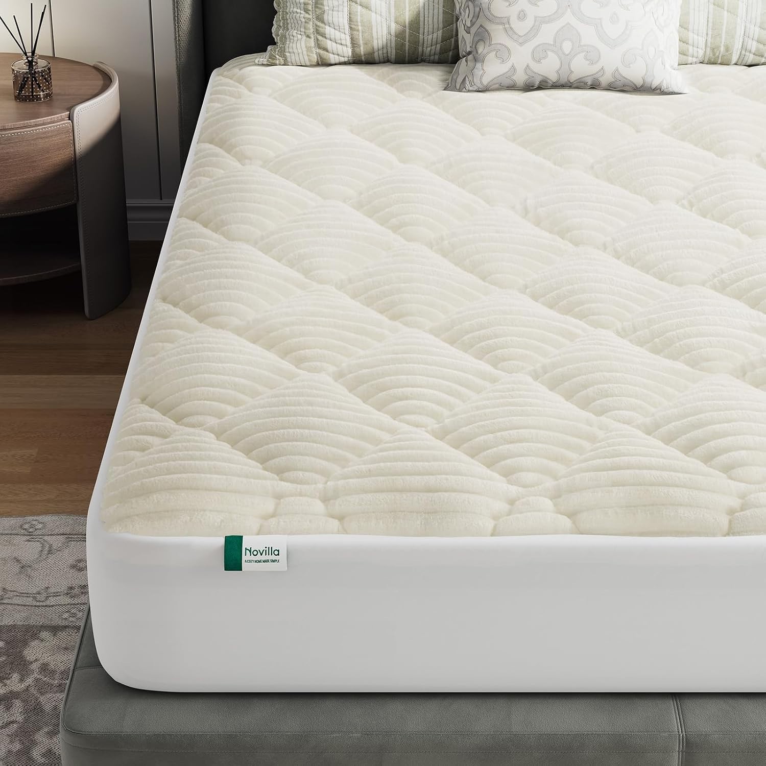 Novilla Fleece Mattress Topper Full, Warm Sherpa Deep Pockets