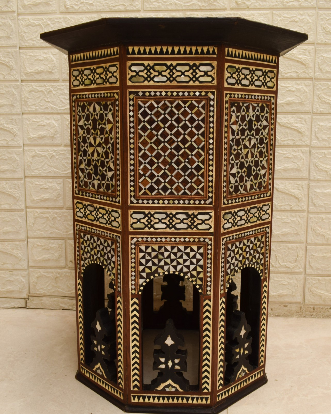 Handmade Moroccan 25″ Wood Side Table Mother of Pearl Inlay Coffee End Table
