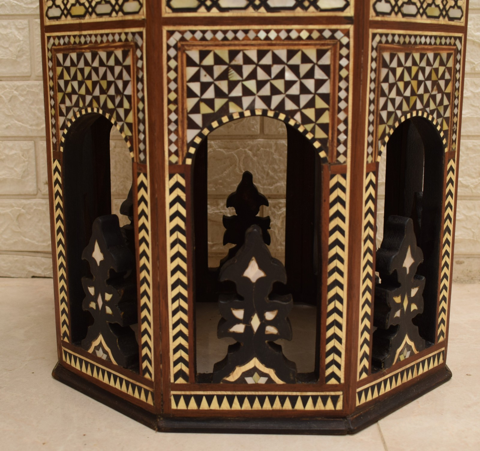 Handmade Moroccan 25″ Wood Side Table Mother of Pearl Inlay Coffee End Table