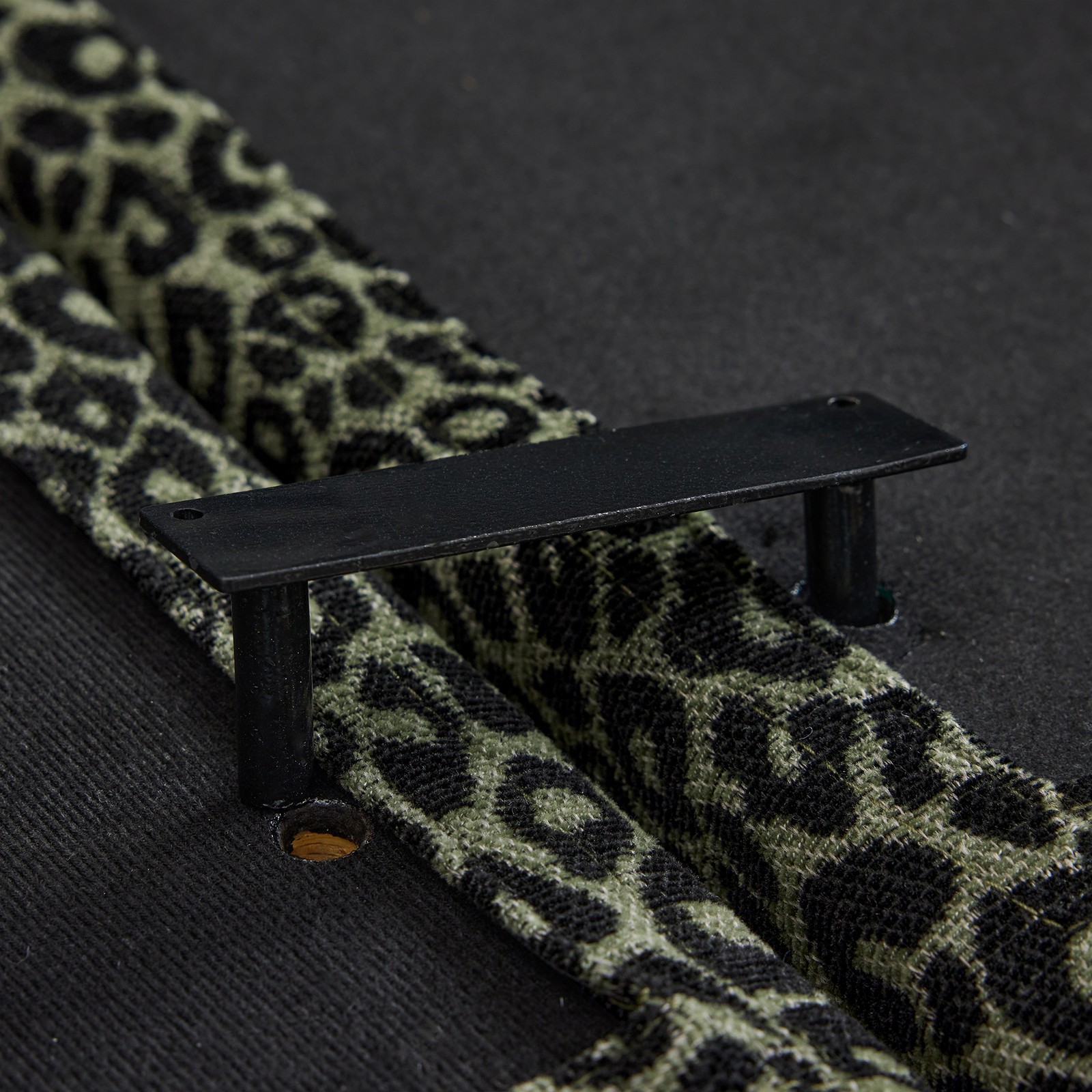 Comfy Chenille Leopard Printing Loveseat Sofa Modern Deep Seat Couch Green