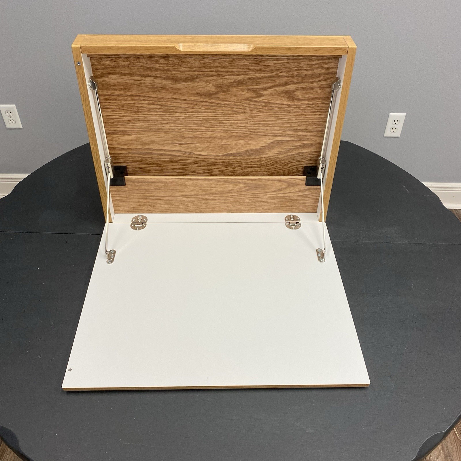 Oak Finish Wall Mount Pull Down Desk/laptop Workstaion Home Office
