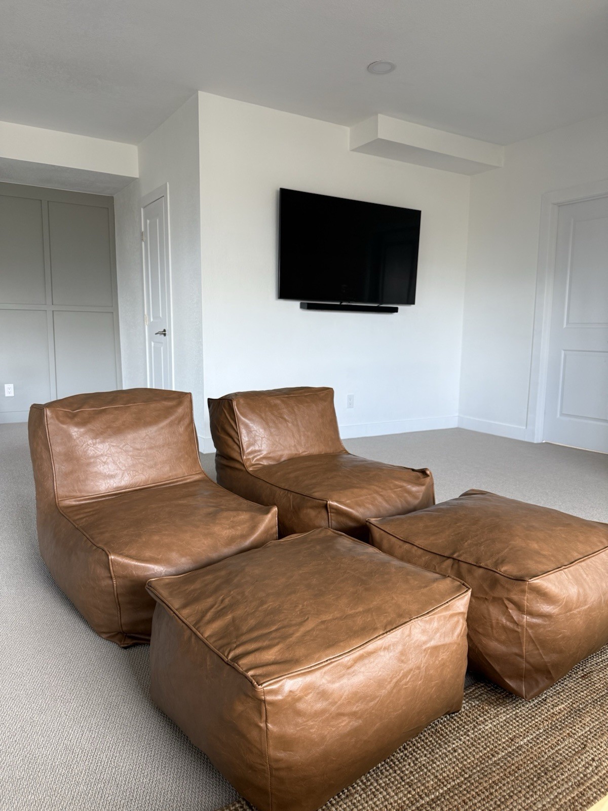 Lounge Chair & Ottoman Set – Vegan Leather – Memory Foam – Cognac Brown – New