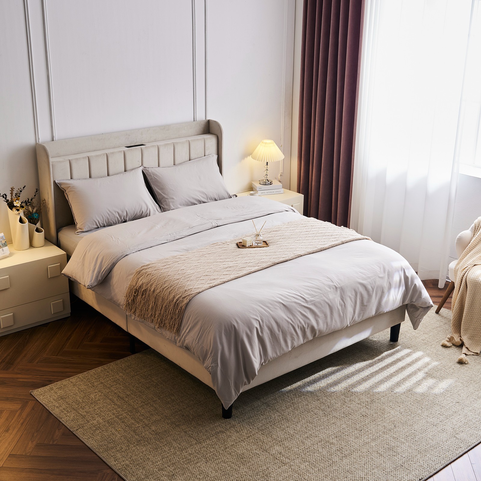 🛏️MATTRESS NOT INCLUDED!🛏️Full Size Bed Frame +Soft Headboard +USB Charger!!