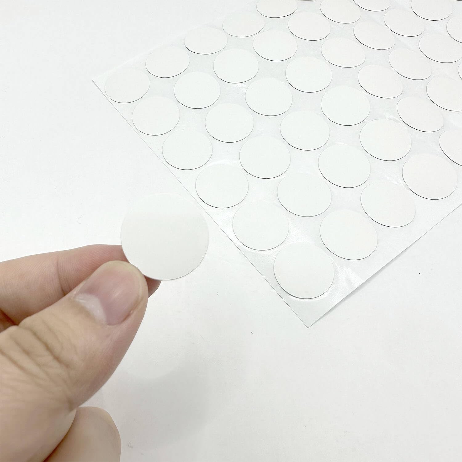 3 Sheets 290 Pcs Screw Hole Cover Stickers, 12 mm/15 mm/21 mm White Screw Cov…