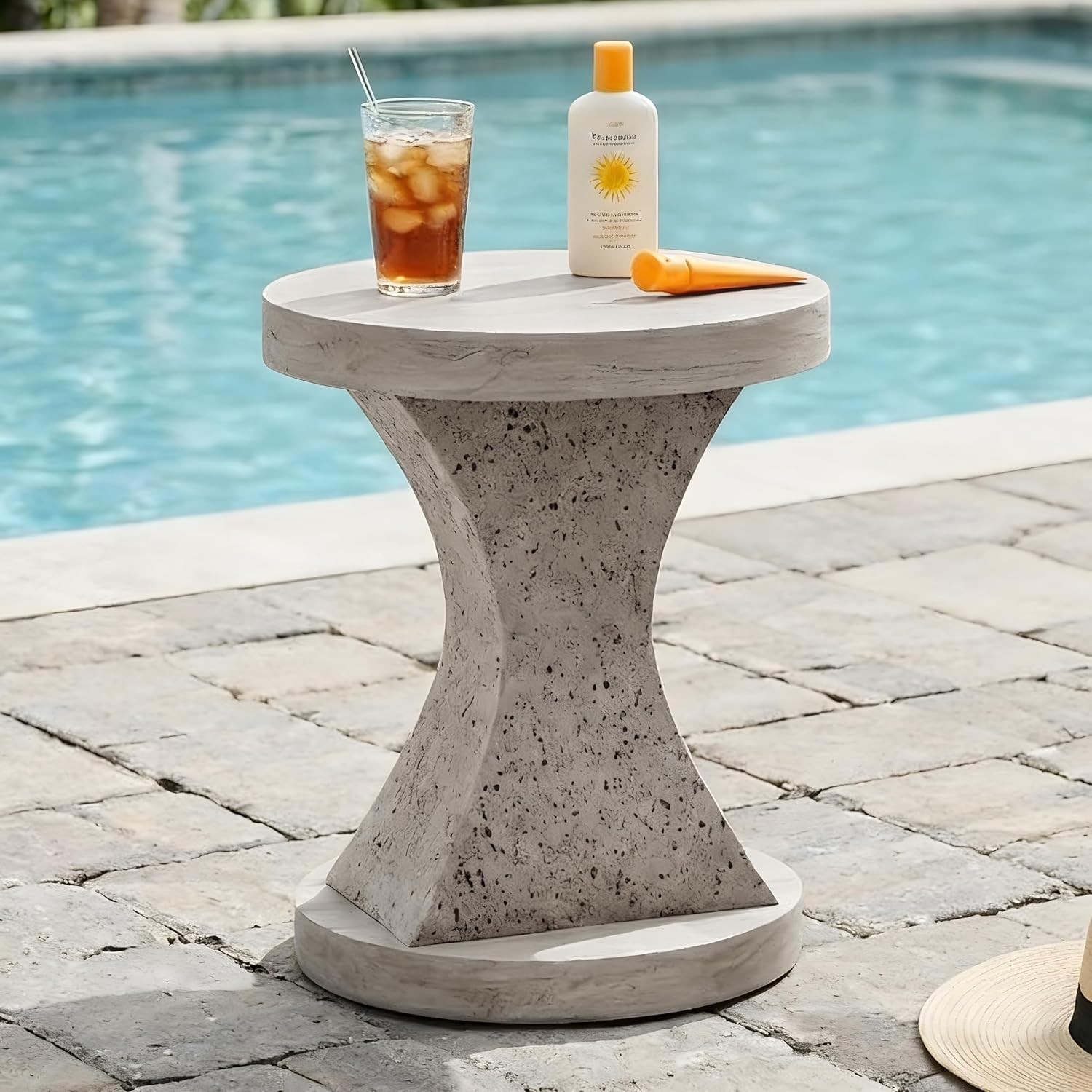 17.91″ Round MGO Side/End Table W/ Natural Stone & Wood-Look Finish Patio Living