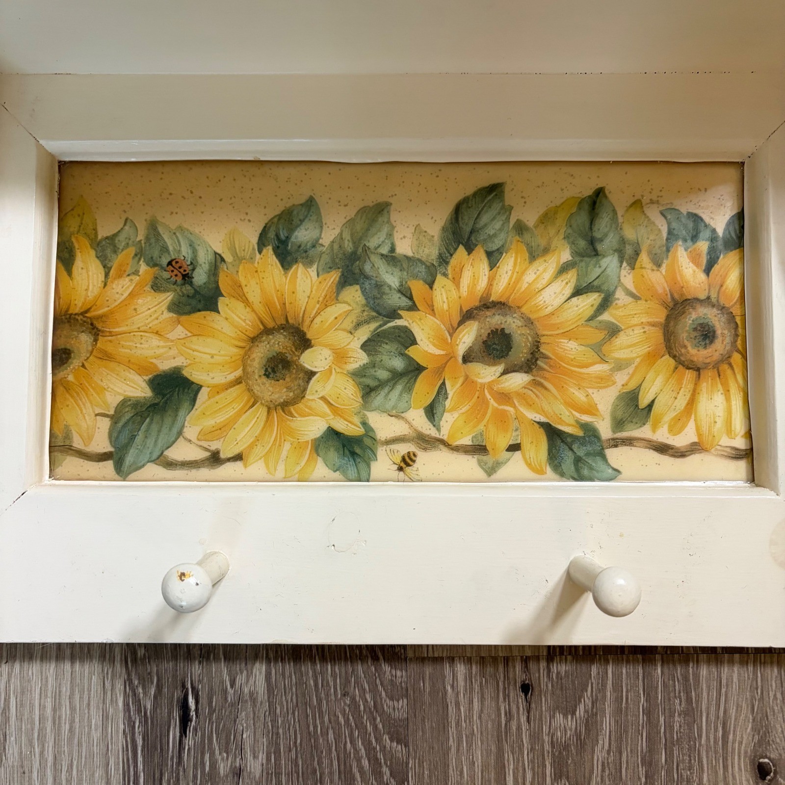 Sunflower Wood Wall Shelf Pegs Hooks Farmhouse Country Cottage 16.5×10.5 READ