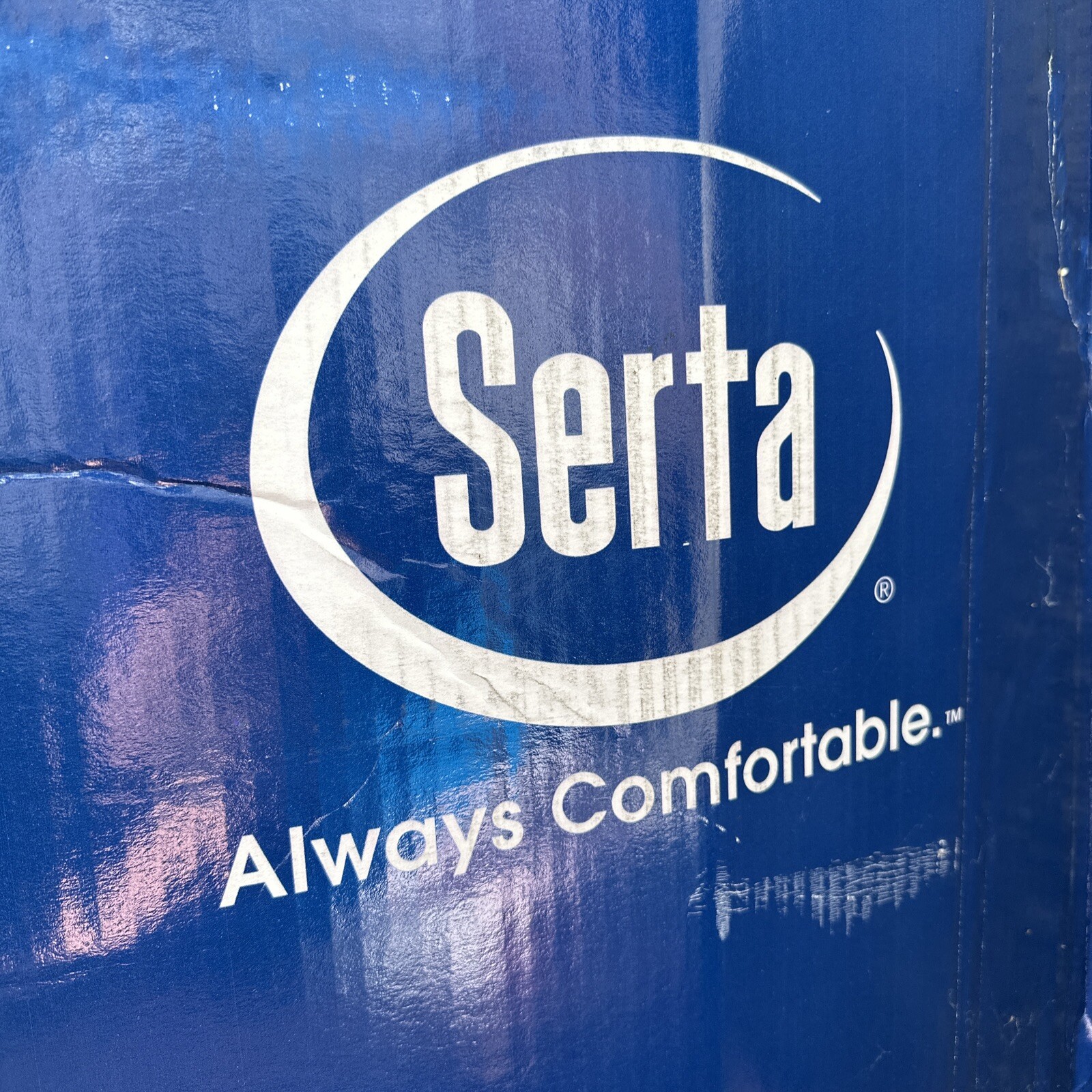 SERTA PERFECT SLEEPER ELITE 9 Inch NEW Gel Memory Foam Mattress In A Damaged Box