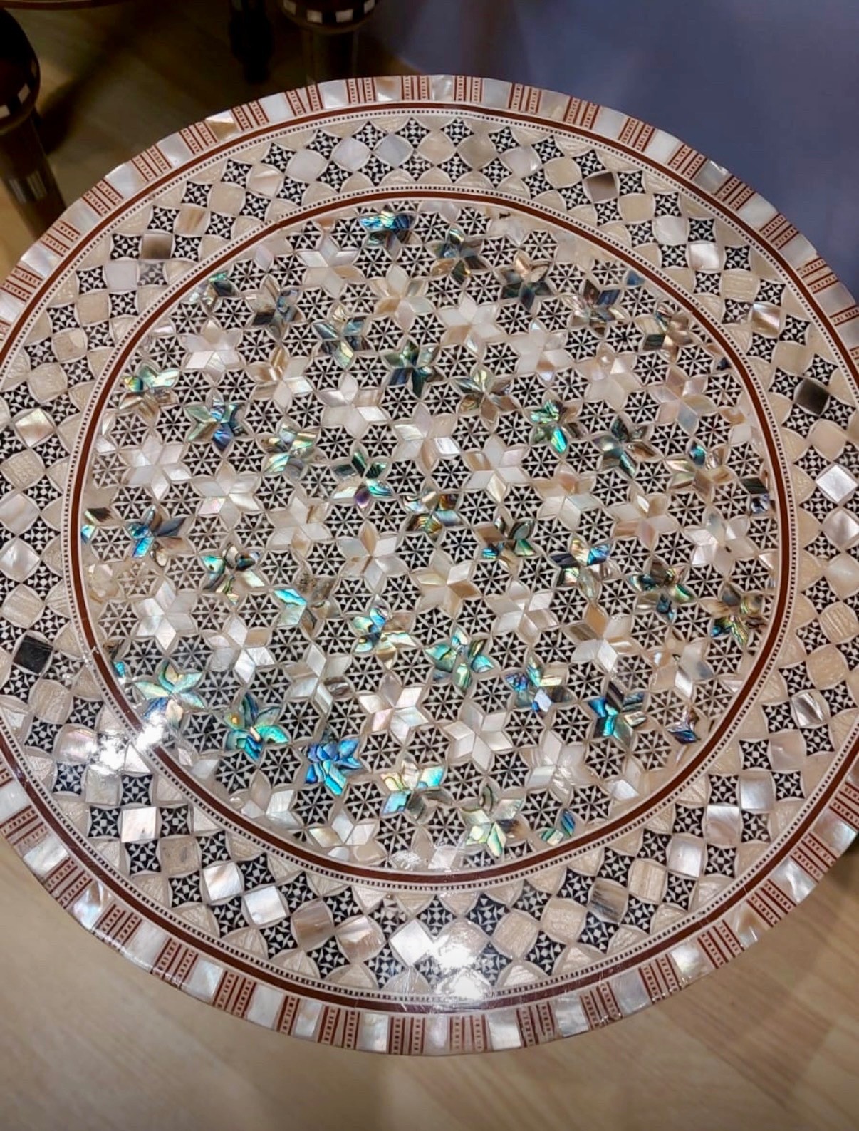 Egyptian Inlaid Mother of Pearl Paua Shell Wooden Table Round 12″ (Piece of Art)