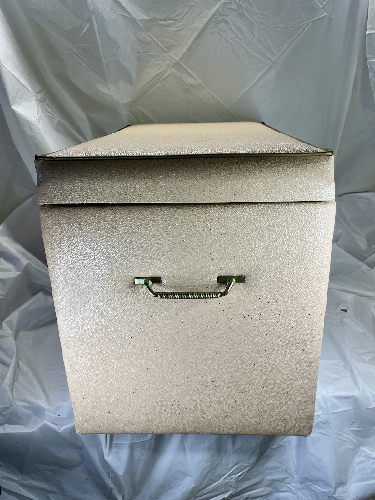 Vintage/Retro Rectangular Storage Chest w/ Hinged Lid, Brass Side Handles 24in