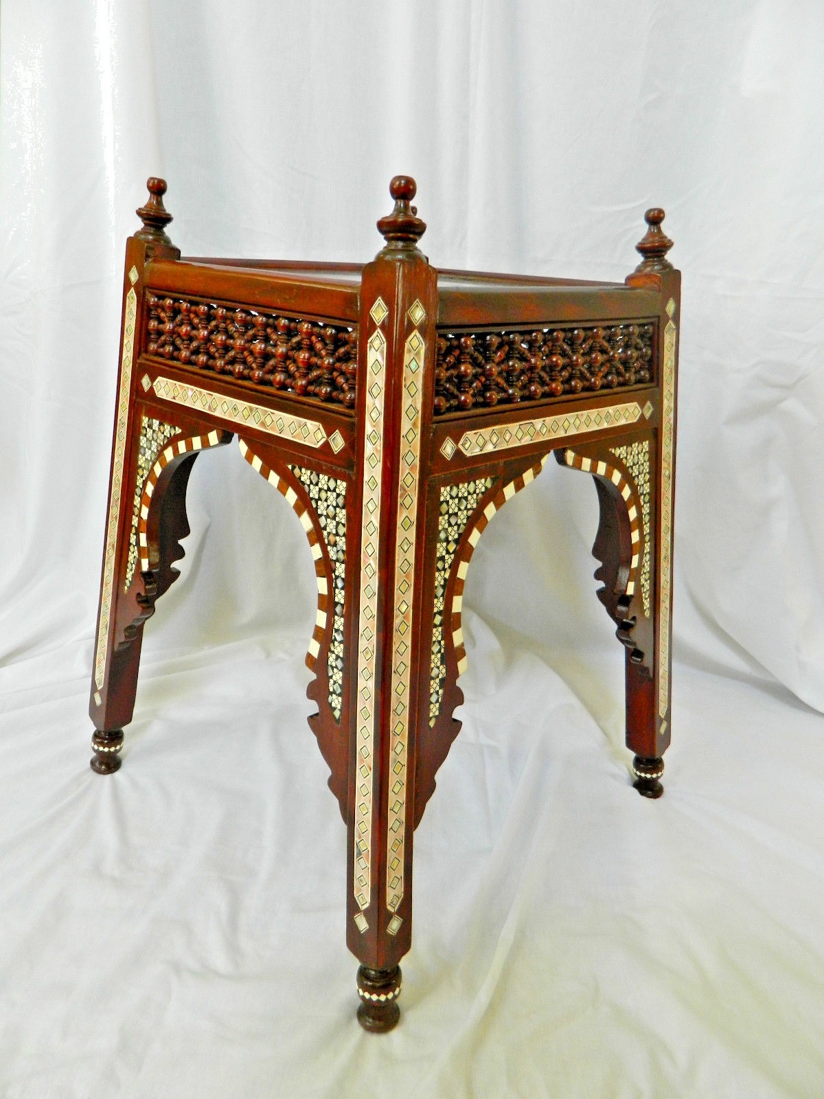 1 Egyptian Inlaid Mother of Pearl Wood Mashrabia Arabic Islamic Table 23″ High