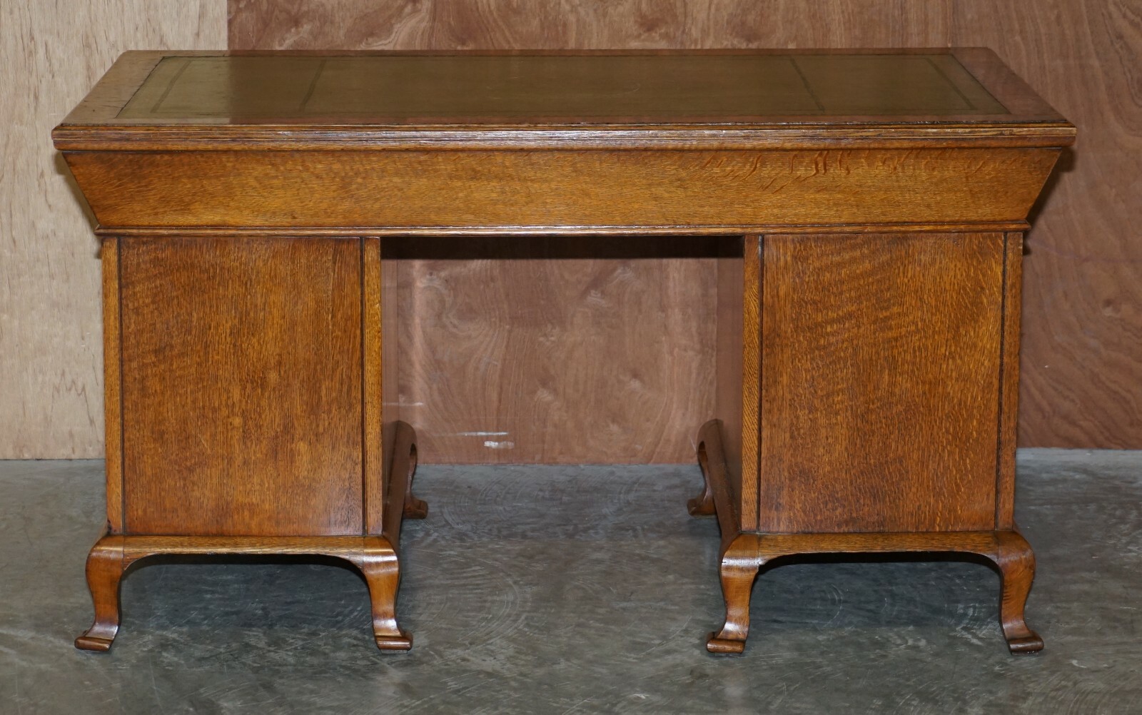 FINE ANTIQUE CIRCA 1880 VICTORIAN POLLARD OAK PARTNER DESK GREEN LEATHER TOP