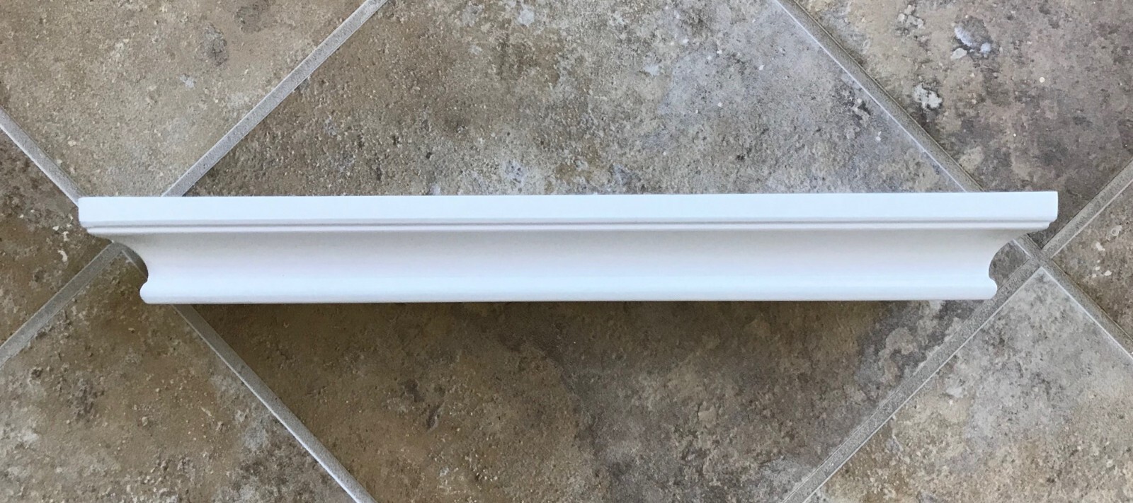 15.75″ x 4″ x 1.75″ White Painted Crown Molding Wood/Composite Wall Shelf