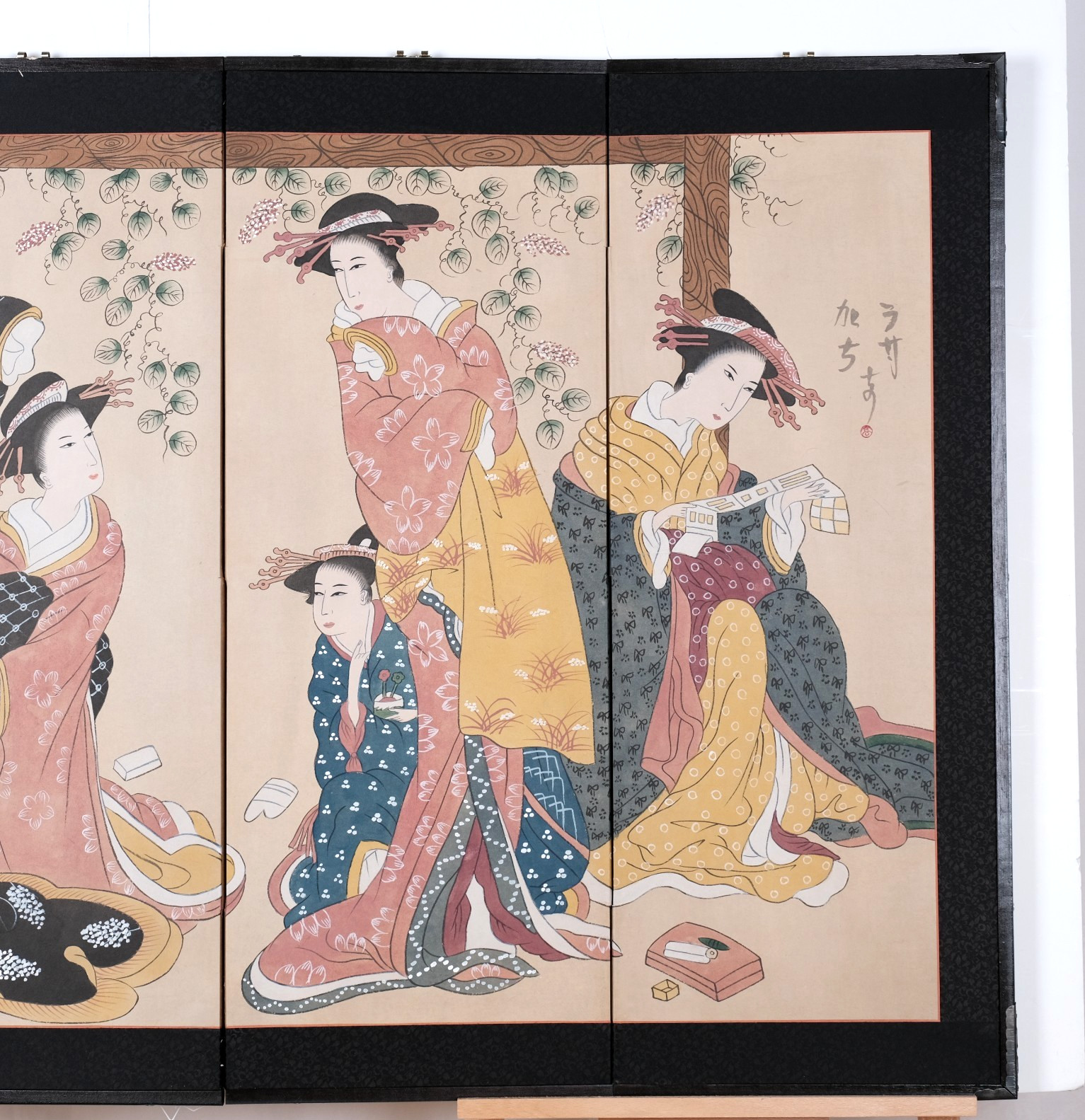 1970s Japanese Byobu 6 Geishas 4-Panel Folding Tabletop or Hanging Screen VG+