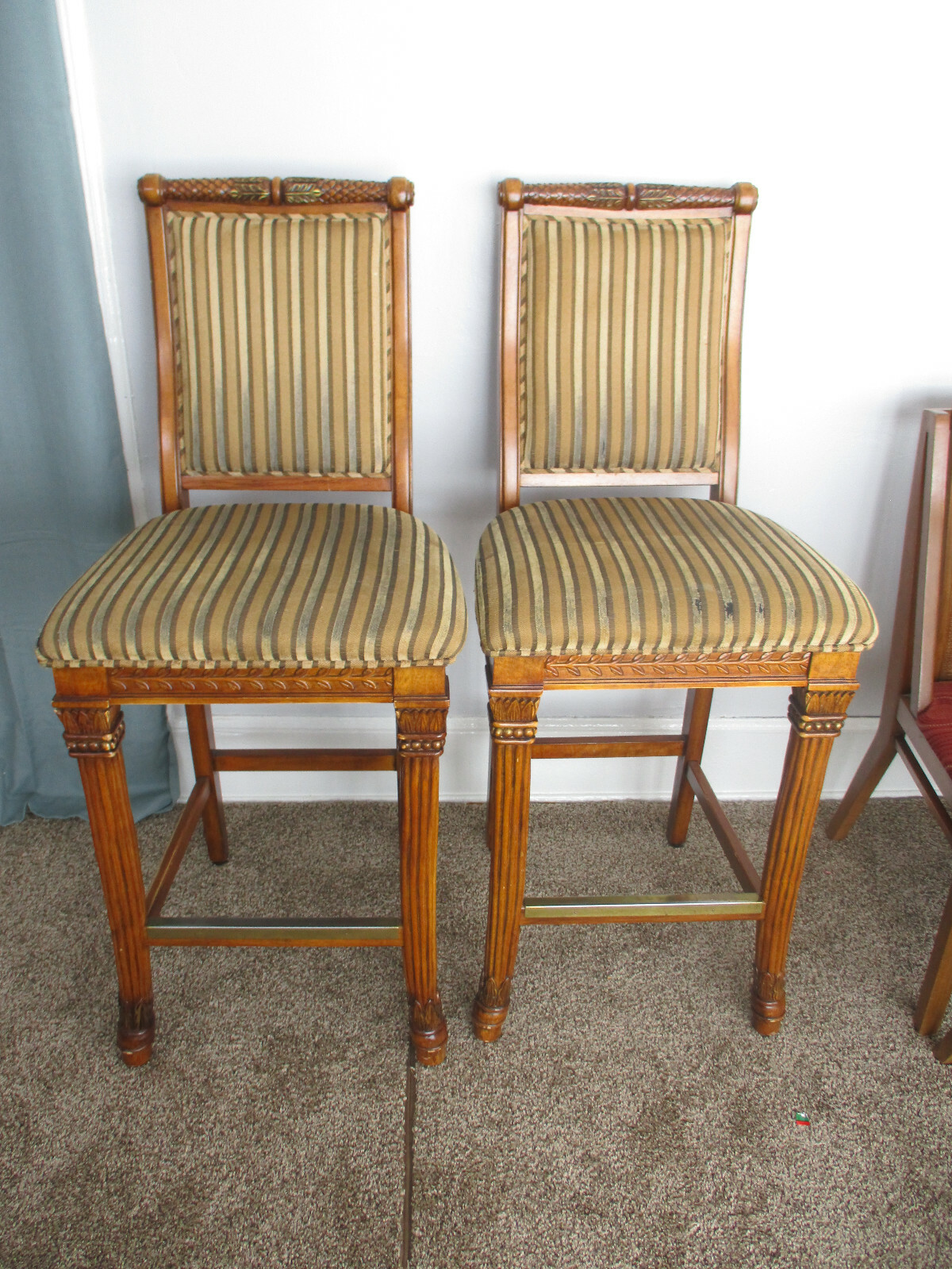 GORGEOUS! Pair Vintage French Acanthus Leaves w/ Gold Accents Wood Bar Stools