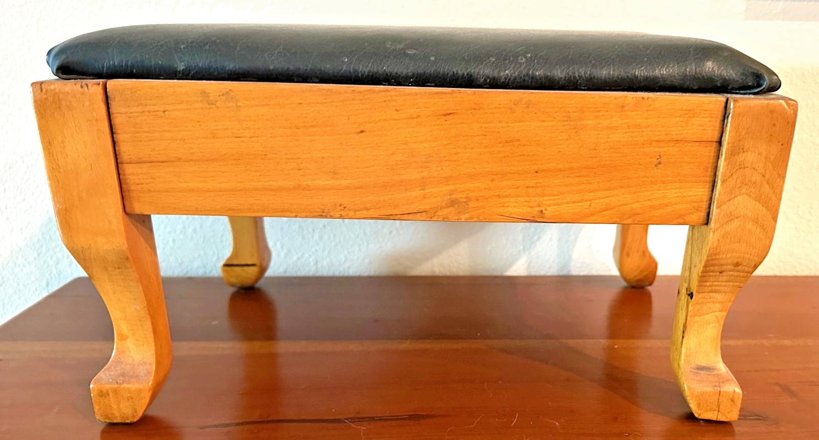 Vintage Maple Wood Footstool 14″x9.5″x8″