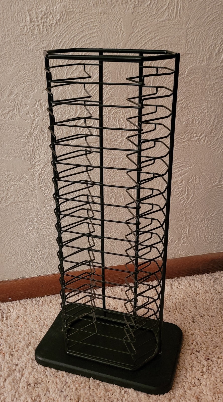 23″ Black Wire CD DVD Games Storage Rack Tower 18 Slots Wall Mountable 36 CD’s