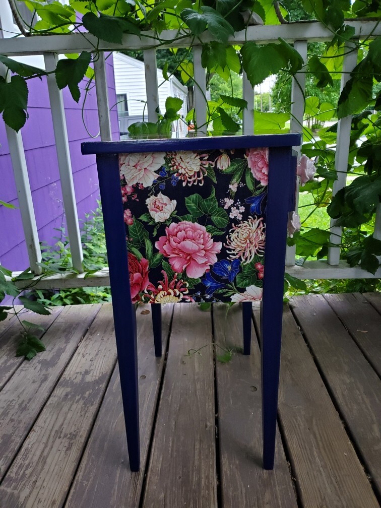 Peonies Night Stand / End Table, Hand Decorated, OOAK, DIY