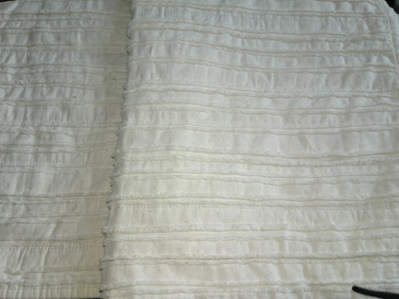2 ivory Threshold standard size pillow shams near-perfect condition low shipping