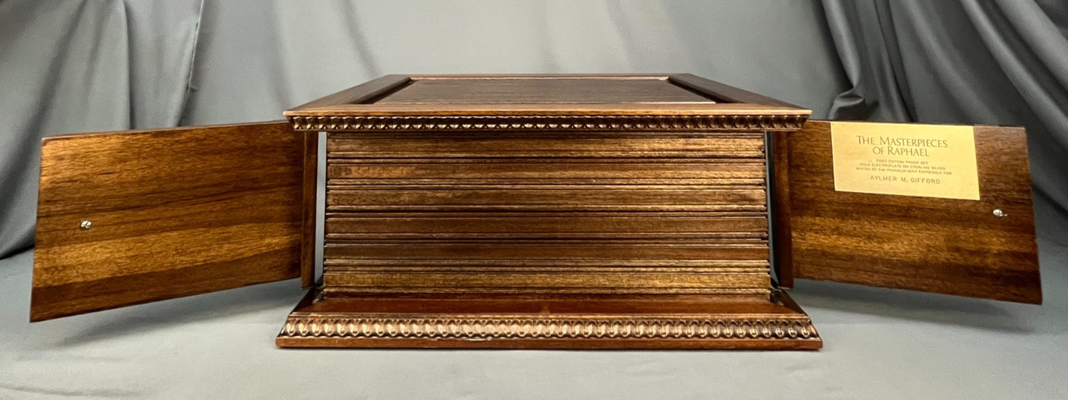 Franklin Mint The Masterpieces of Raphael Coin Cabinet Chest 5 Drawers 20″X16